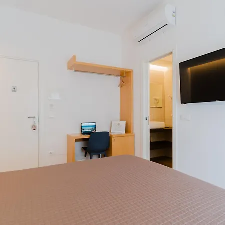 Tuile34 B&B - Salento Selection 住宿加早餐酒店 莱切